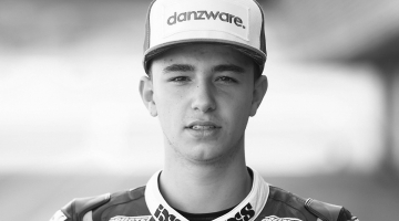 Morto Jason Dupasquier, il pilota svizzero di Moto3. Aveva solo 19 anni
