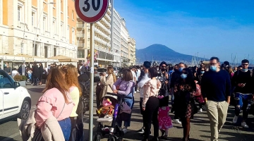 Covid, scende ancora la media nazionale dell'incidenza dei contagi