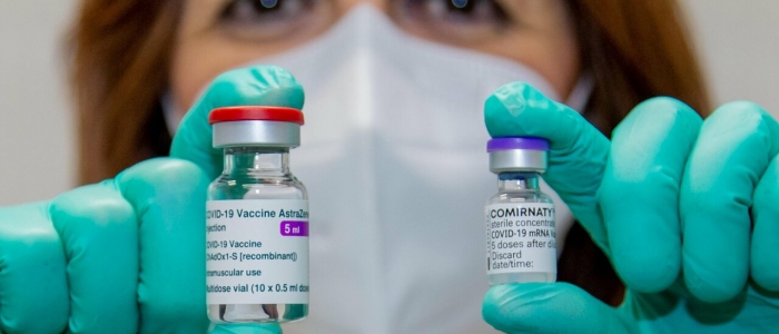 Aifa, ok al mix di vaccini per gli under 60
