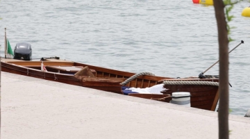 Brescia, uomo morto in barca e donna dispersa nel lago di Garda