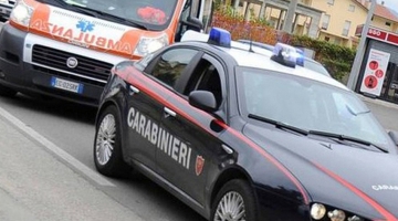 Pavia, aggredisce e investe una ragazza dopo una lite