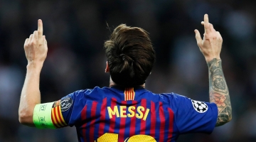 Calcio, Messi lascia il Barcellona