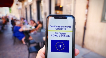 Green pass e ristoranti, Lamorgese: "Non si possono chiedere i documenti ai clienti"