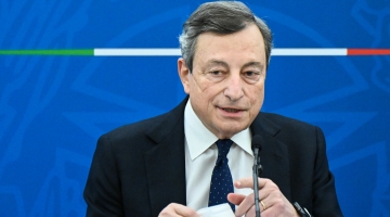 Draghi: "L'Europa sarà in grado di accogliere i rifugiati afghani"