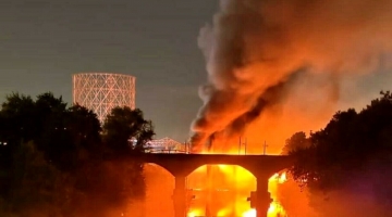 Roma, incendio Ponte di Ferro: in una foto spunta un fornellino