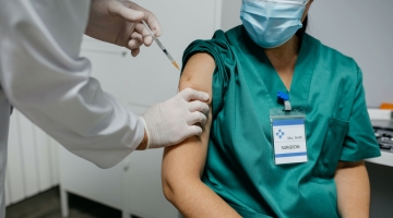 Obbligo vaccinale per il personale sanitario: il Consiglio di Stato ne stabilisce la legittimità