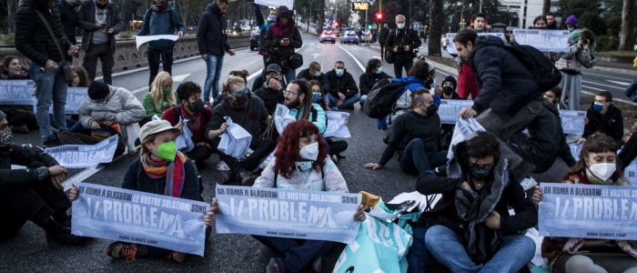 Roma, sgomberati i manifestanti del “Climate Camp”