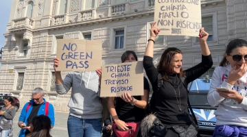 Trieste, proteste no Green pass. Il sindaco chiede steward per i controlli