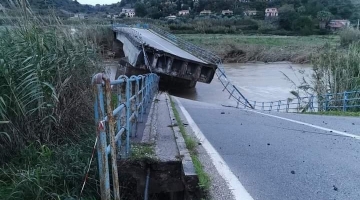 Maltempo al Sud, crolli e frane in Sicilia e in Campania