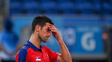 Tennis, Niente Open d’Australia per Djokovic. Espulso dal Paese