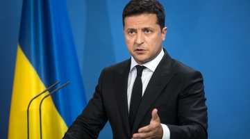 Ucraina, Zelensky: “Niente panico, siamo pronti a tutto e sconfiggeremo tutti”