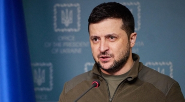 Zelensky: “La Russia vuole distruggere il popolo ucraino come i nazisti fecero con gli ebrei”