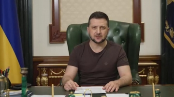 Zelensky: “Concluderemo i negoziati nonostante i crimini di guerra”