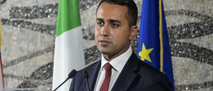 Di Maio, espulsi dall’Italia 30 diplomatici russi