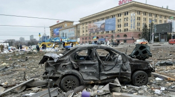 Ucraina, nuovi bombardamenti su Kharkiv e Mariupol. Almeno 7 morti e decine di feriti