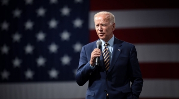 Usa, elezioni di metà mandato: Biden perde il 54% dei consensi