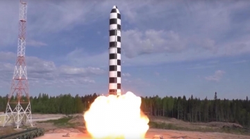 Nucleare, la Russia testa un nuovo missile balistico contro le eventuali minacce