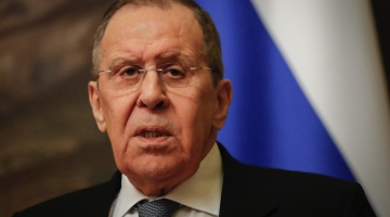 Lavrov: “La Nato usa l’Ucraina per contenere la Russia”