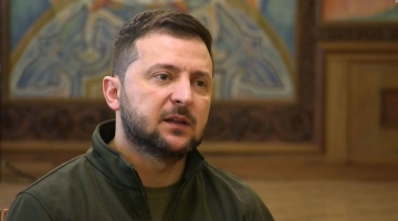 Zelensky: “Si stanno ripetendo i crimini di Hitler”