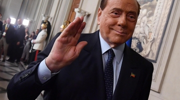 Berlusconi all’Ue: “Non contiamo niente nel mondo. Occorre qualcosa di eccezionale per fermare Putin”