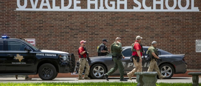 Texas, strage in una scuola. Uccisi 19 bambini e due adulti