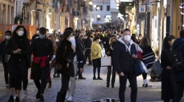 Campania, Covid: in calo i nuovi casi e i ricoveri in terapia intensiva