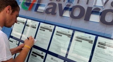 Lavoro, Istat: tasso di occupazione in aumento nel 2022