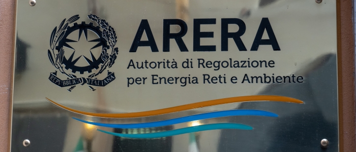 Caro energia, Arera: utilizzare gli extra utili per ridurre le tariffe