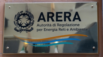 Caro energia, Arera: utilizzare gli extra utili per ridurre le tariffe