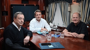 Kiev - Draghi, Macron e Scholz nella capitale ucraina per incontrare Zelensky