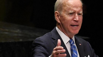 Legge sulle armi, Biden: “È tempo che il Congresso faccia qualcosa”