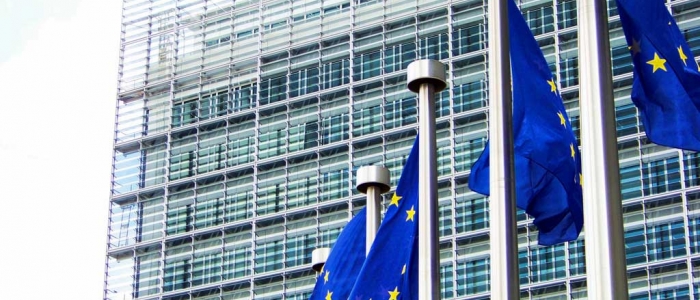 Commissione Ue: “Mosca sta cercando di destabilizzare i governi europei”