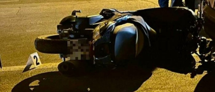 Bari, motociclista investe una famiglia sulle strisce. Morto il padre di 47 anni