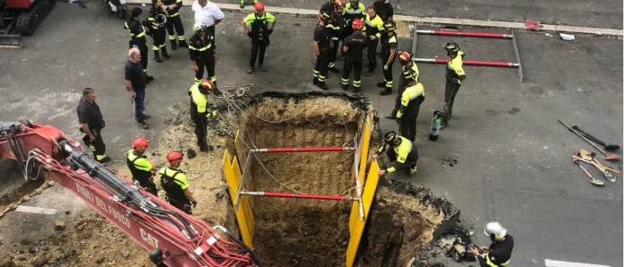 Roma, scavano un tunnel per tentare una rapina ma restano intrappolati