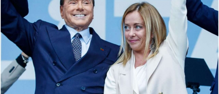 Nuovo governo, incontro Meloni-Berlusconi. “Forza Italia e Lega alla pari. No a ministri tecnici”