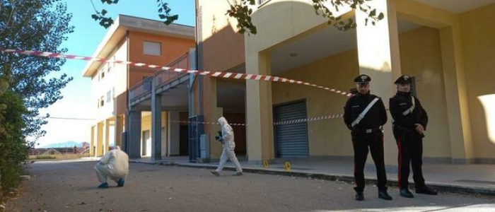 Salerno, bimba di due anni cade dal terzo piano. Arrestato il padre