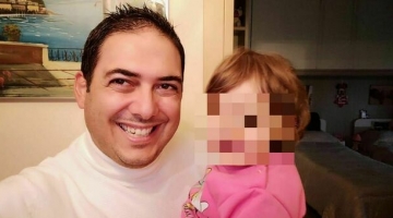 Fisciano, papà della bimba precipitata: “Me lo ha ordinato Dio”