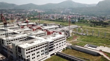 Ospedale di Caserta, un cantiere fantasma da oltre 25 anni