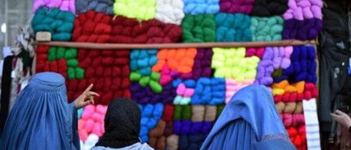 Afghanistan, nuove restrizioni per le donne: no palestre e hammam