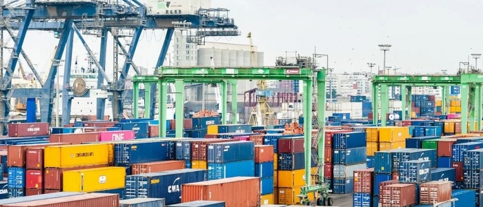 Export, dati Istat: +2,1% su base annua, in riduzione verso Ue