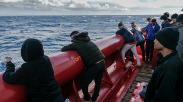 Caso Ocean Viking, la Francia respinge 123 migranti