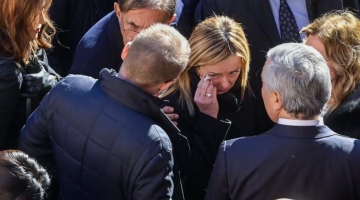 Varese, oggi i funerali di Stato per Roberto Maroni