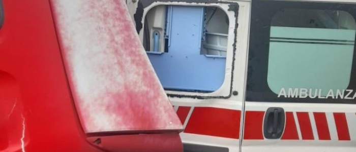Ancona, camion travolge ambulanza e uccide autista e paziente