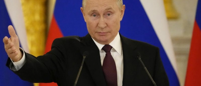 Putin: “L’Occidente ha trasformato l’Ucraina in una colonia”