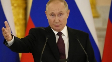 Putin: “L’Occidente ha trasformato l’Ucraina in una colonia”