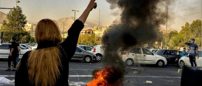 Iran, 11 persone condannate a morte per protesta