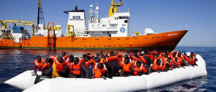 Migranti, sbarcano in Italia altre tre navi Ong