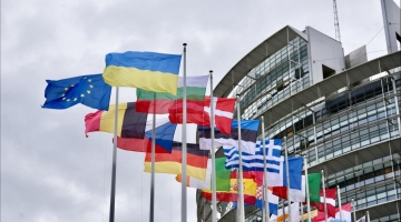 Inchiesta Quatar, 60 eurodeputati nel mirino degli inquirenti