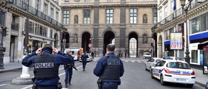 Parigi, trovato in una lavatrice il corpo di una bimba di 3 anni