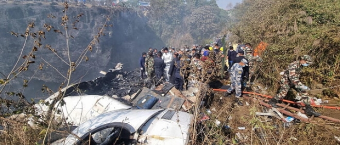 Aereo precipitato in Nepal, nessuna speranza di trovare superstiti